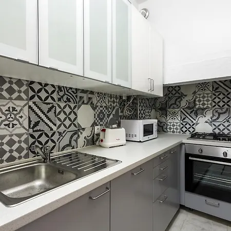 Whome | Fanqueiros Downtown Typical Appartement