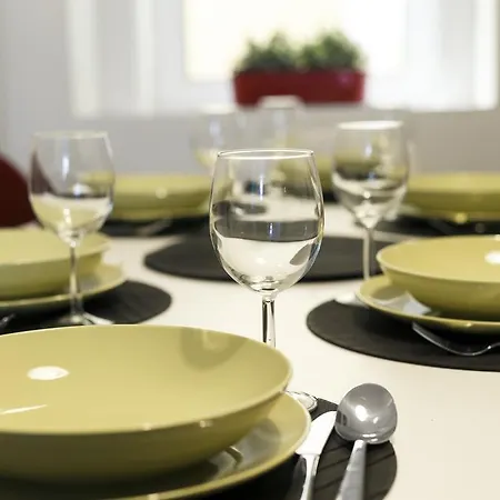 Whome | Fanqueiros Downtown Typical Apartment Apartment *